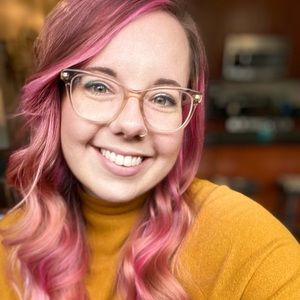 Meet your Posher, Evanne